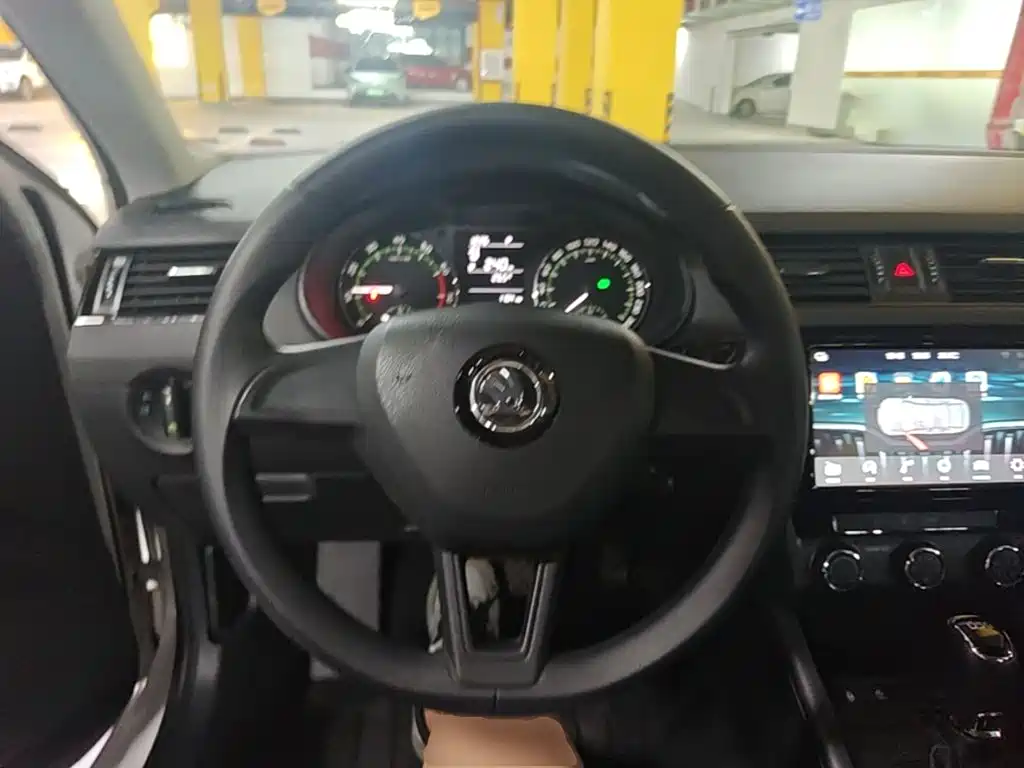 Photo 11 - Škoda Octavia