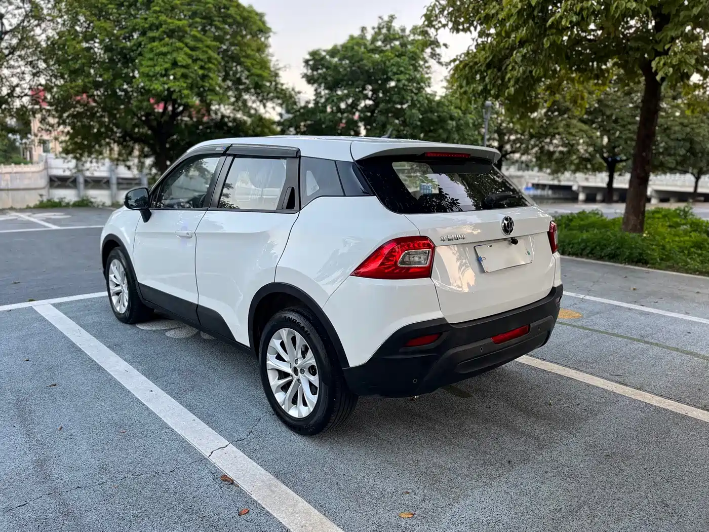 Zhonghua V3 2016 2016 1.5L Automatic Comfort