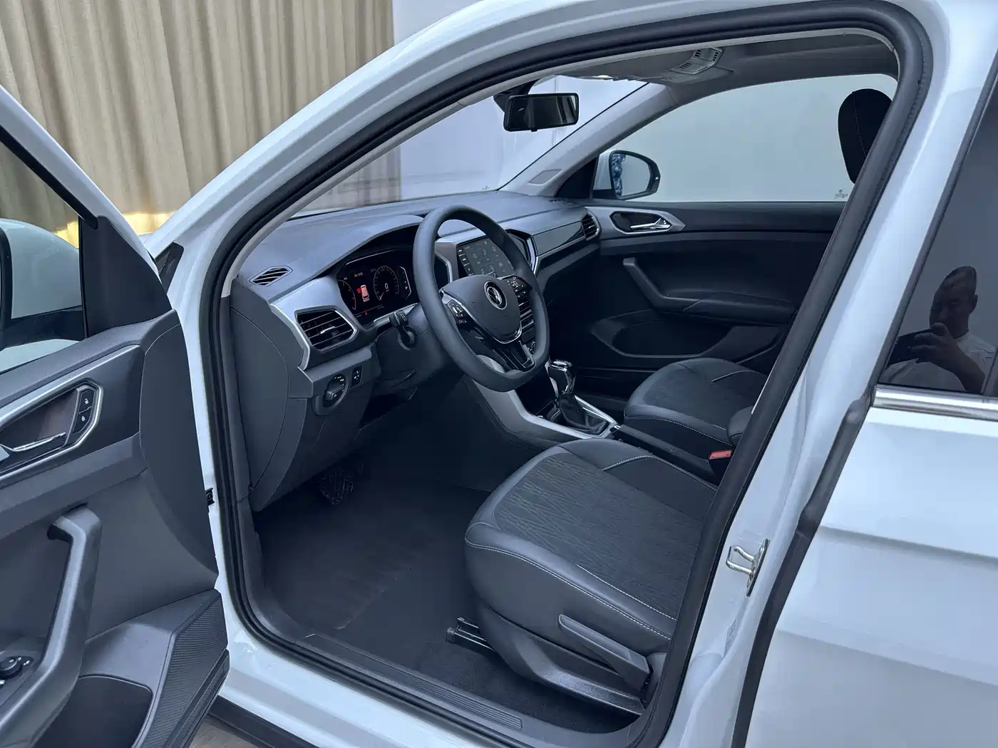 Volkswagen T-Cross, миниатюра 10