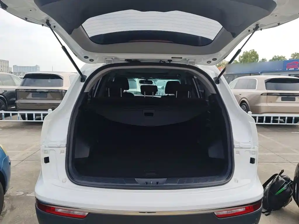 JAC Refine S7 2019 2019 1.5T Automatic Safety 5-Seater