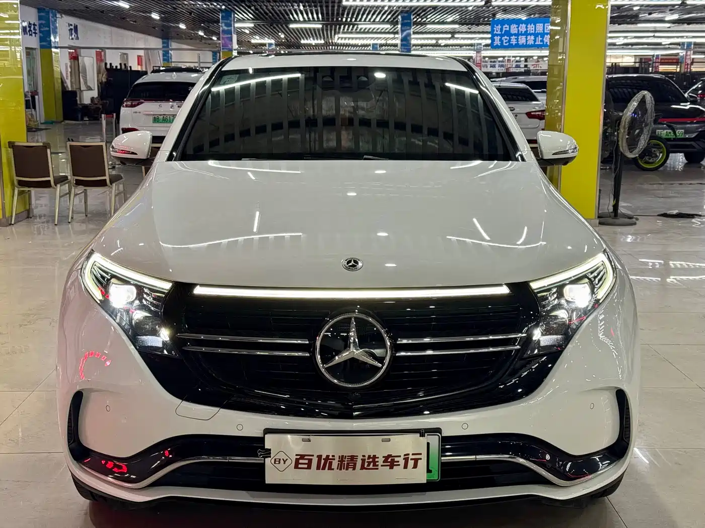 MERCEDES-BENZ EQC