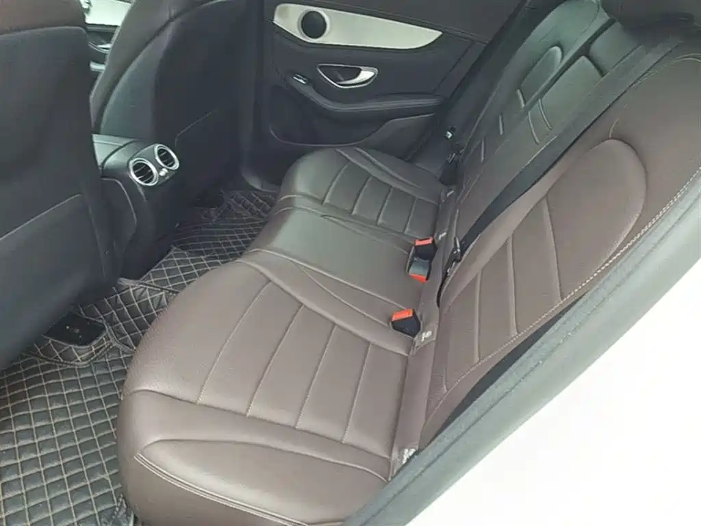 Mercedes-Benz GLC 2018 Facelift GLC 200 4MATIC фото 17