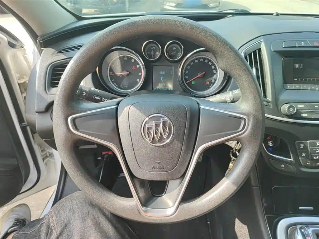 Buick Regal 2015 1.6T Leading Tech Edition фото 11