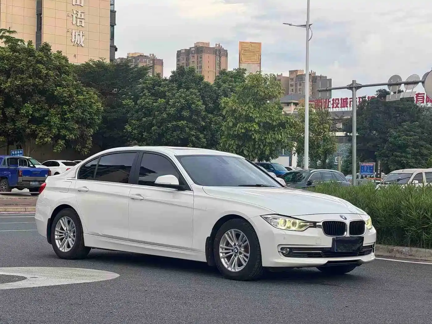 Фото 3 - BMW 3 Series