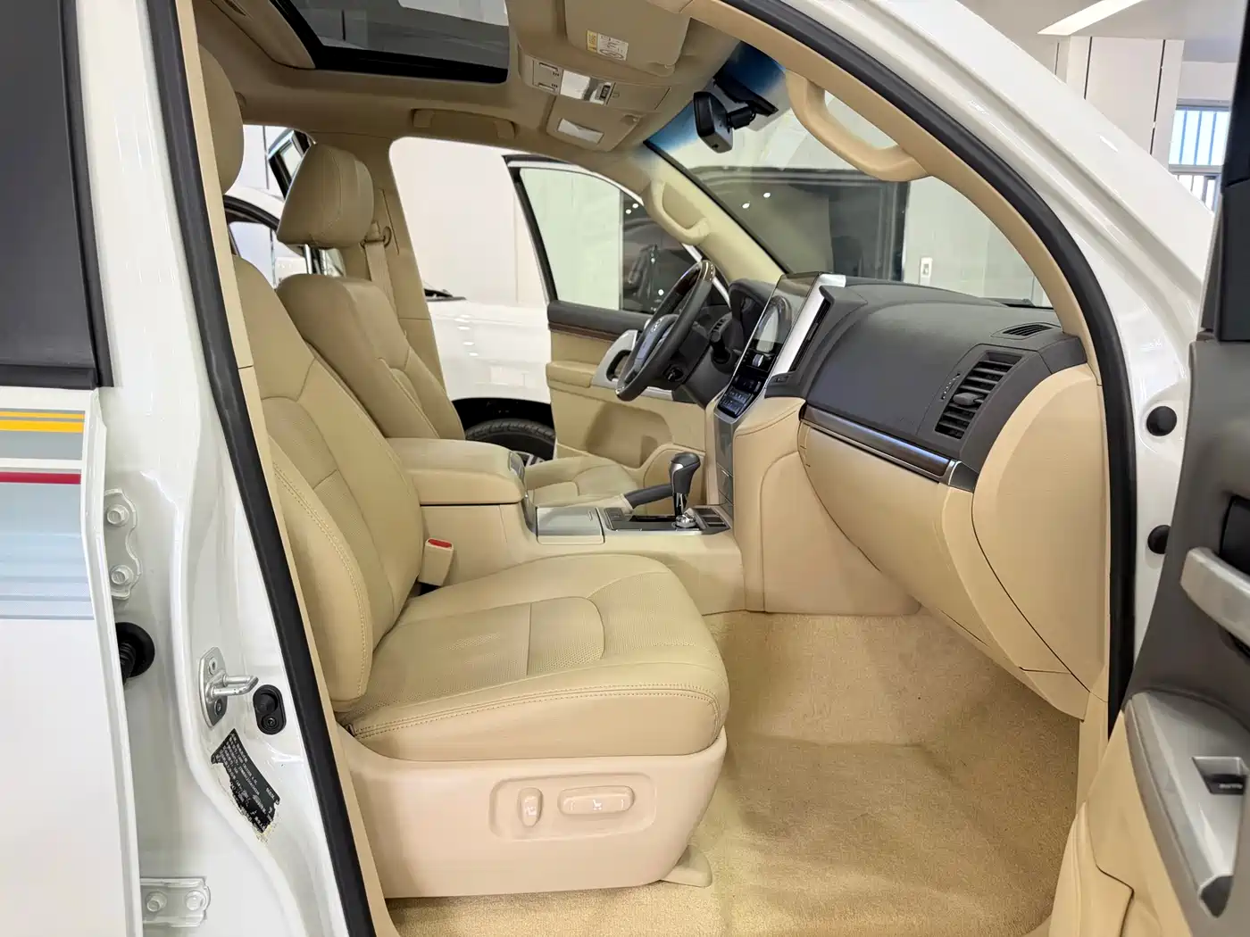 Toyota Land Cruiser (Import) фото 13