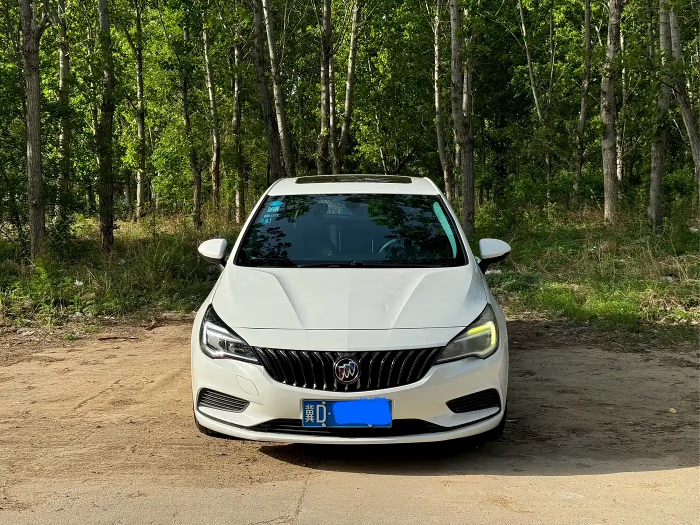 Buick Verano 2016 Hatchback 15S Automatic Leading фото 2