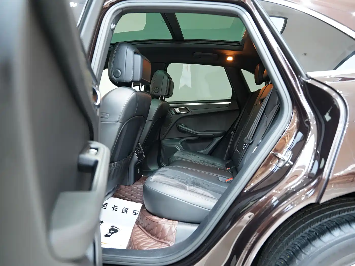 Porsche Macan 2018 Macan 2.0T фото 14
