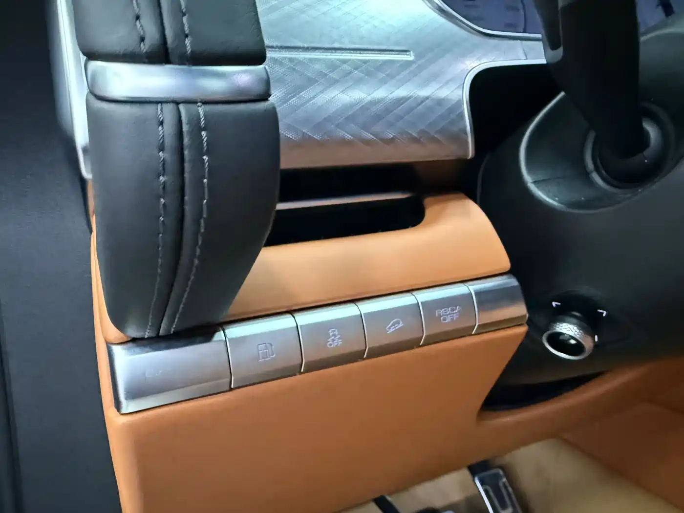 TANK TANK 700 NEW ENERGY