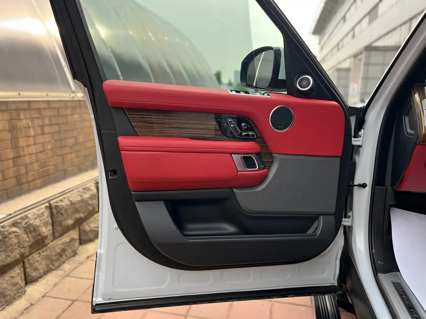 Land Rover Range Rover 2019 3.0 SC V6 Heritage Extended Edition фото 8