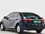Photo 6 - Toyota Corolla
