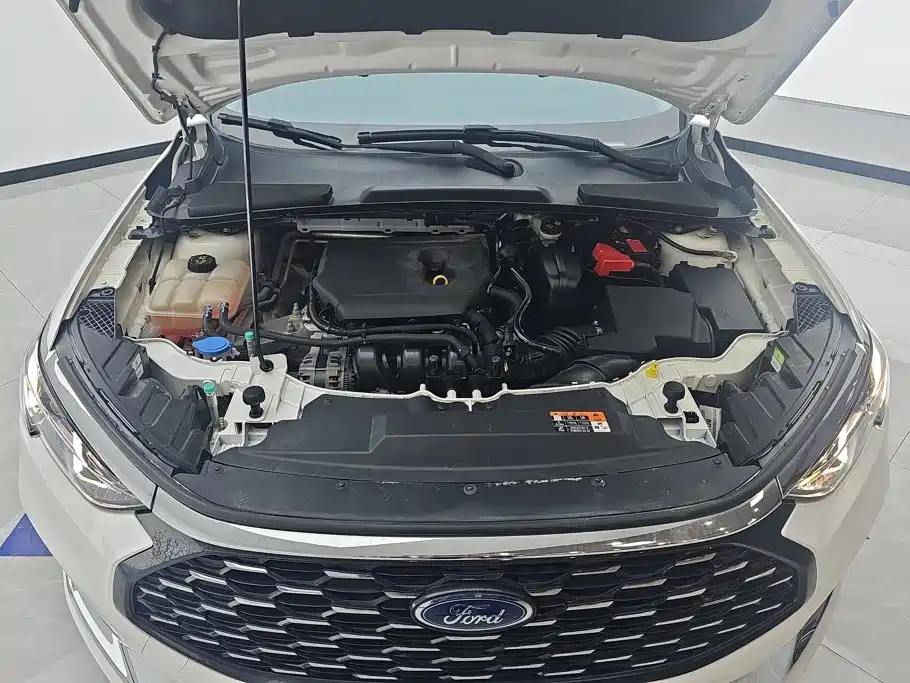 Ford Escort 2022 2021 1.5L Automatic Diamond Edition