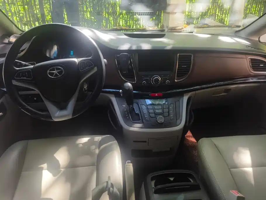 JAC Refine M5 2017 2016 2.0T Gasoline Automatic Business Edition