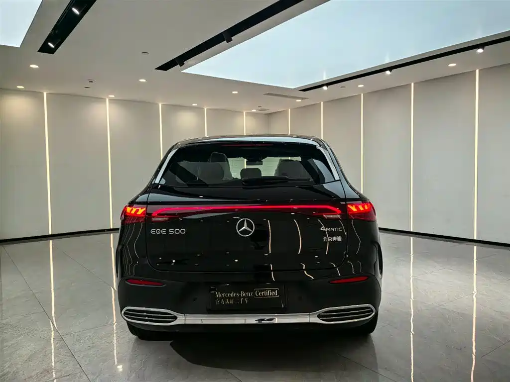 Mercedes-Benz EQE SUV 2025 2024 500 4MATIC Pioneer Edition