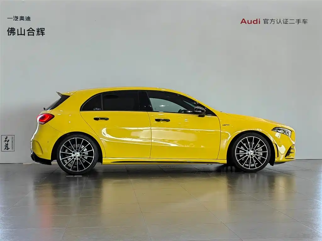 Mercedes-Benz A-Class AMG (Import) 2020 AMG A 35 4MATIC фото 3
