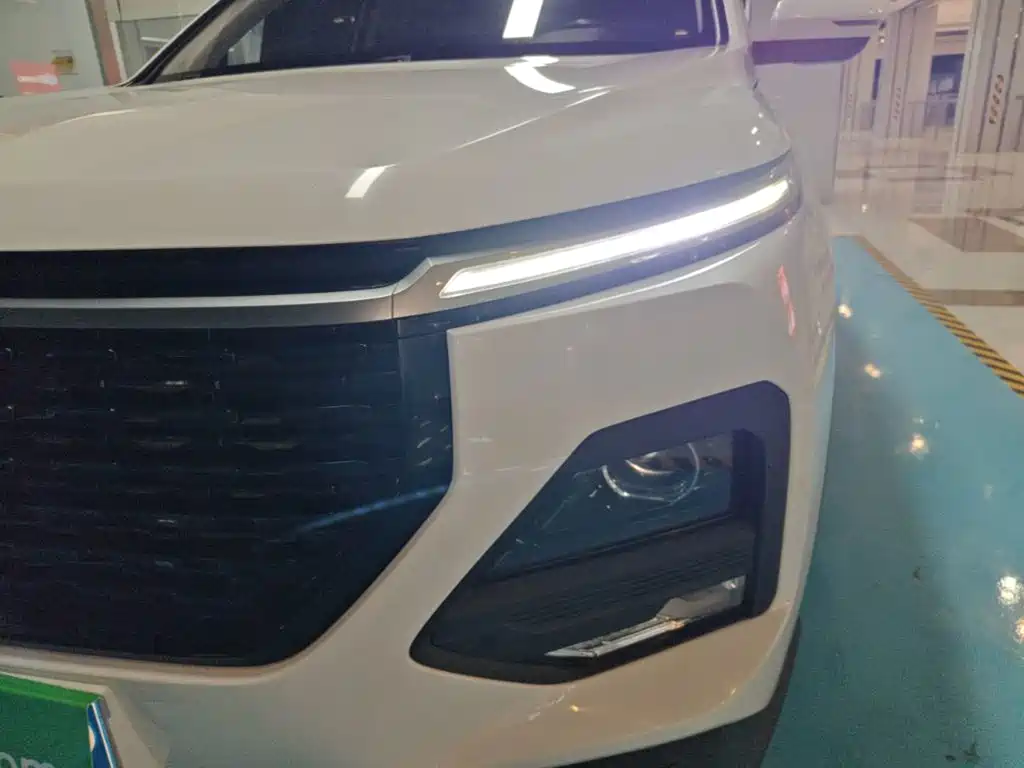 Baojun 530 2020 2021 Global Vehicle Anniversary Edition 1.5T CVT Premium Connected 7-seater