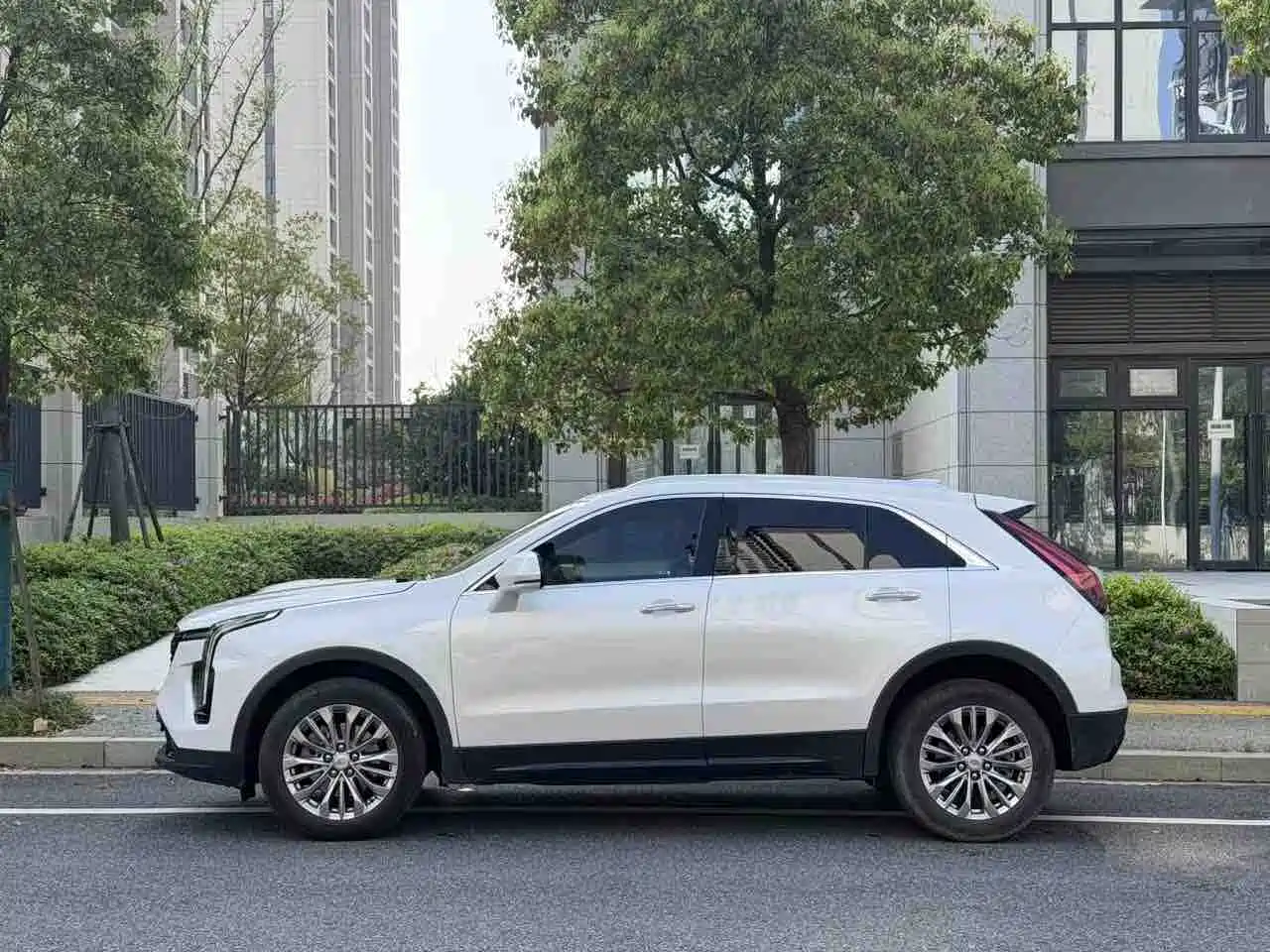 CADILLAC XT4