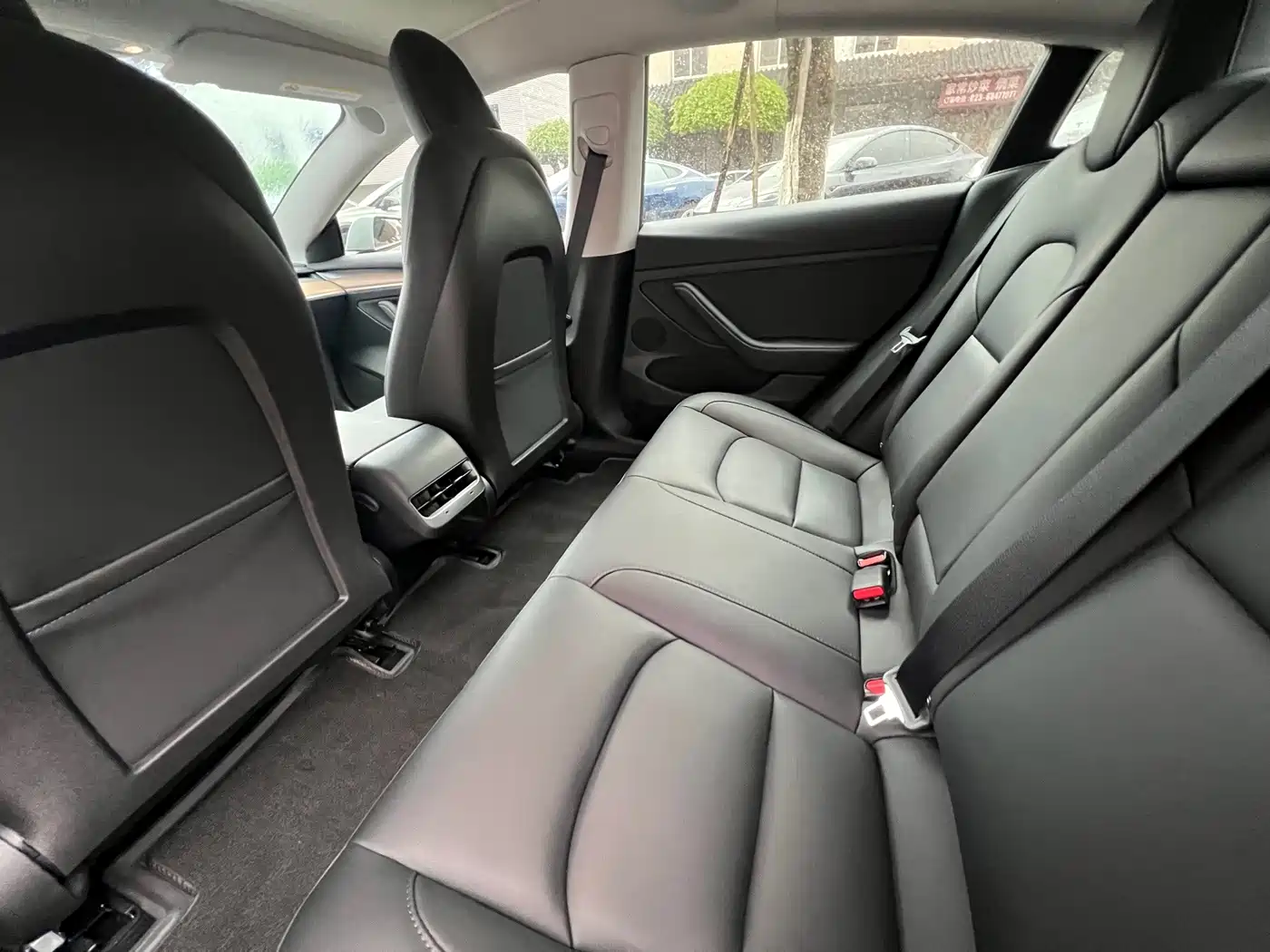 Фото 5 - Tesla Model 3