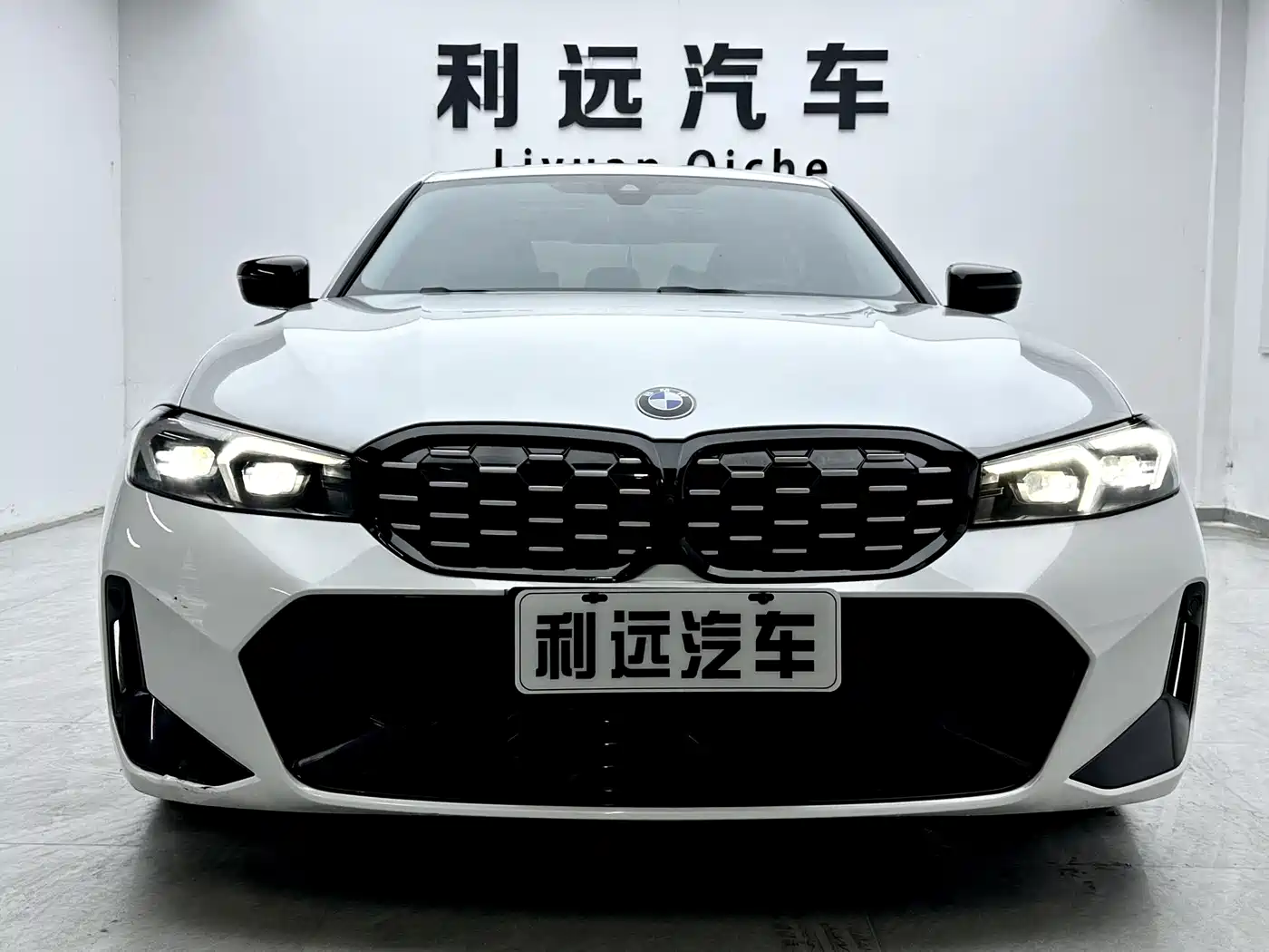 BMW 3-SERIES