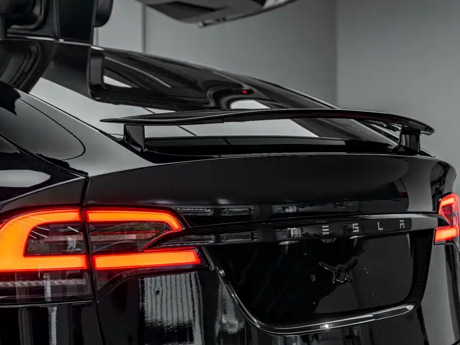 Фото 34 - Tesla Model X