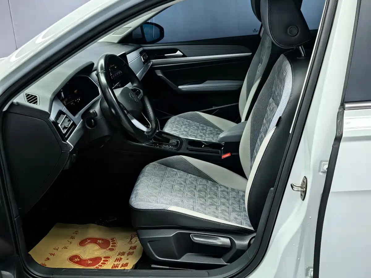 Volkswagen Lavida 2022 280TSI DSG Comfort Edition фото 17