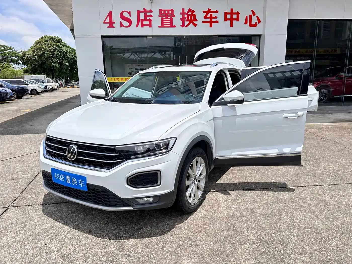 Volkswagen T-Roc, миниатюра 20