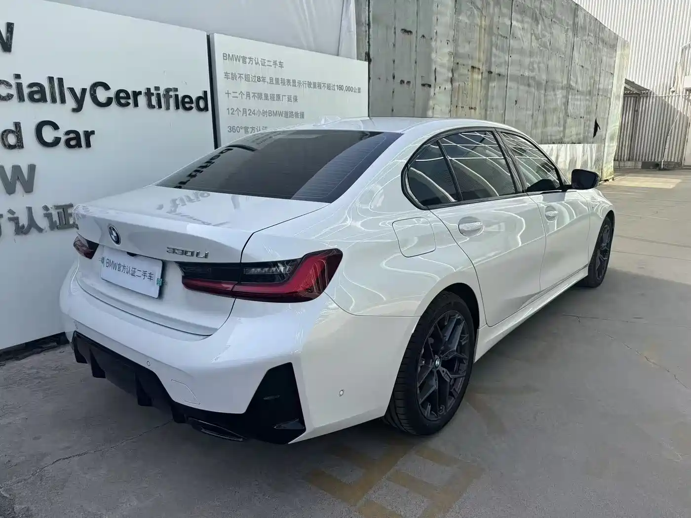 BMW 3 Series 2025 330Li M Sport Night Edition фото 5