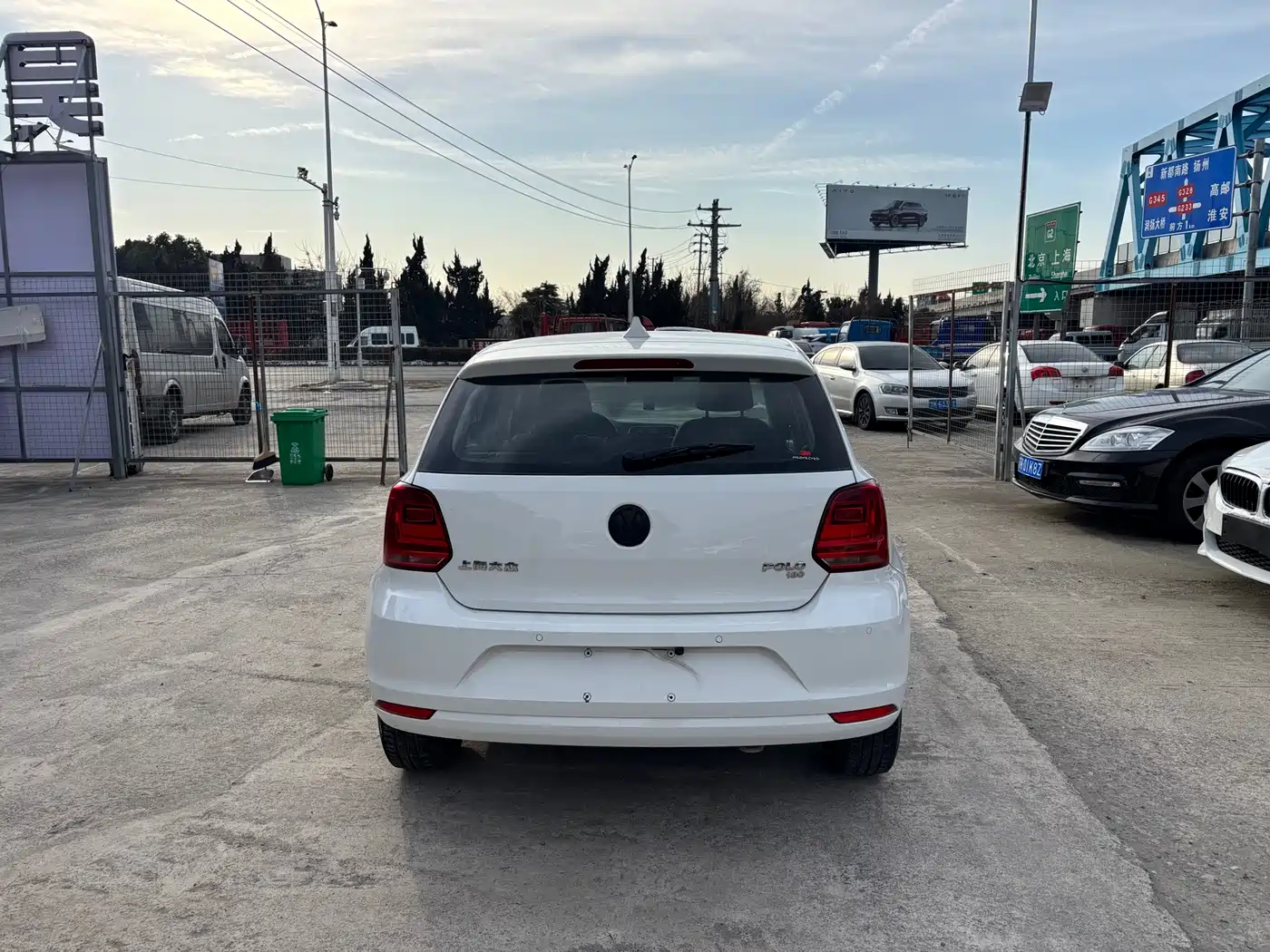 Volkswagen Polo 2016 1.6L Automatic Comfort фото 5