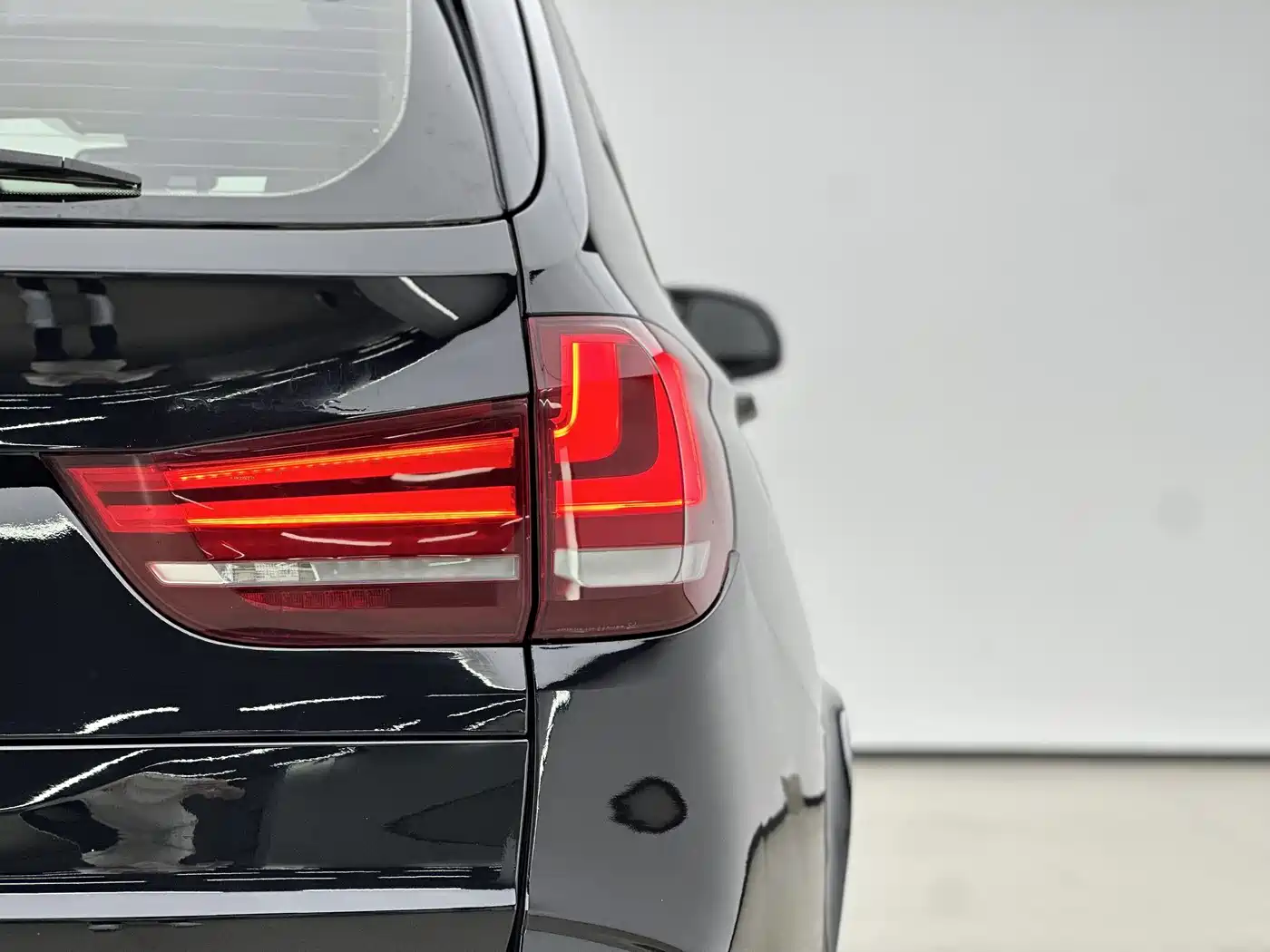 BMW X5 (Import) 2014 xDrive35i Leading фото 17
