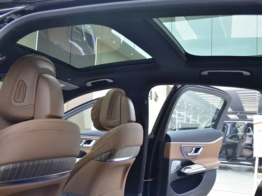 Mercedes-Benz E-Class 2026 E 300 L Luxury фото 14