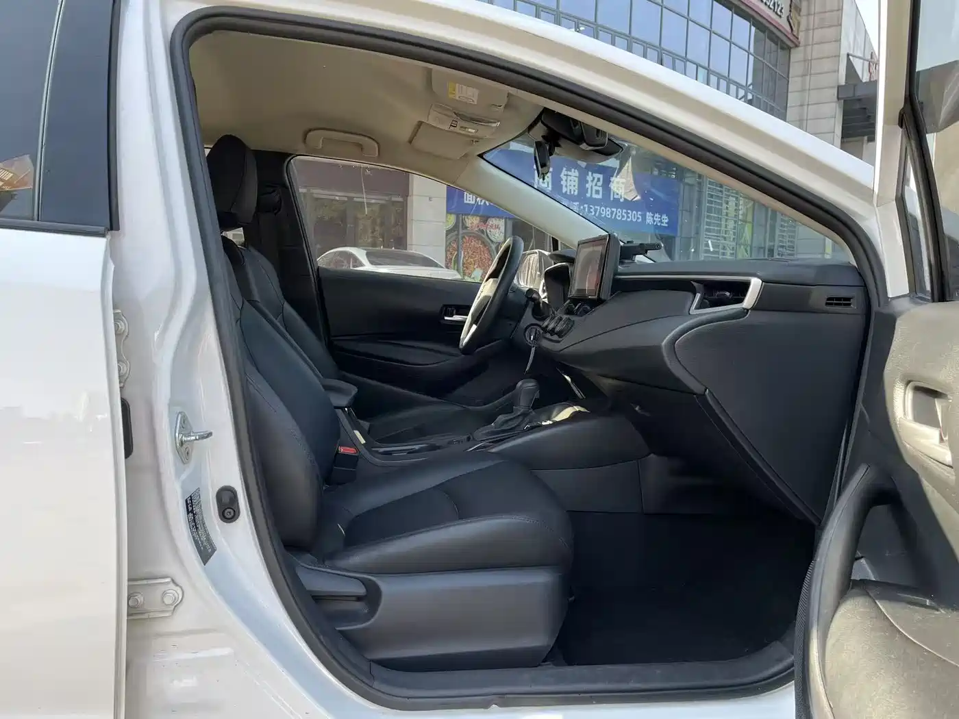 Toyota Corolla 2019 1.2T S-CVT GL Pioneer Edition фото 6