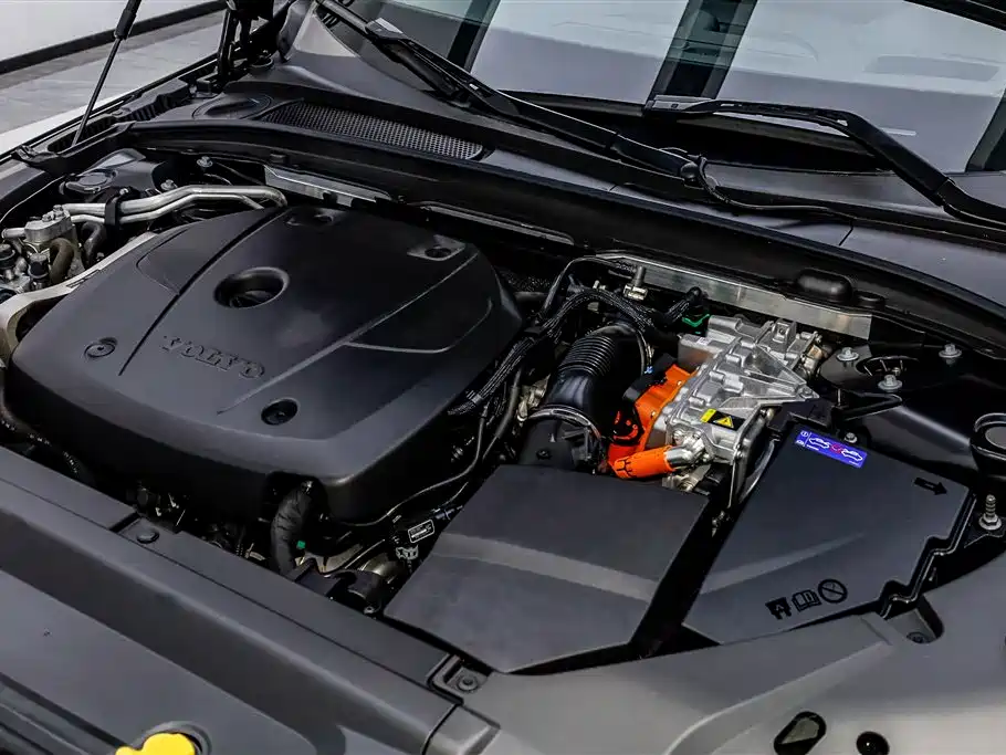 VOLVO S90 PLUG IN HYBRID