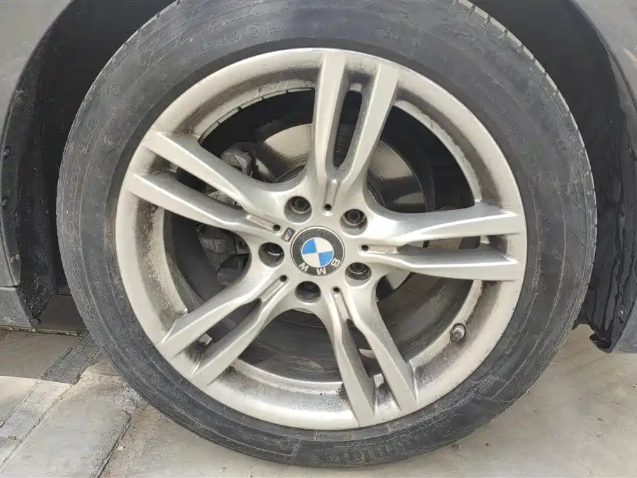 BMW 3 Series GT 2020 320i M Sport Package фото 6