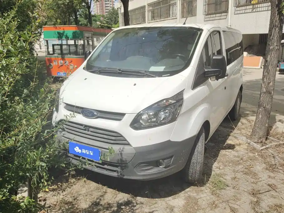 Ford Transit 2021 2019 2.0T Diesel Multi-Purpose Commercial Vehicle Short Wheelbase Low Roof 6-Seater China VI