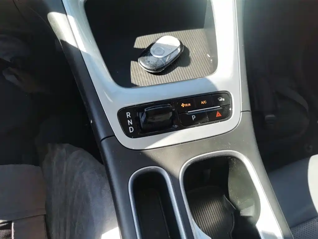 Geely Galaxy Starry Wish 2026 Edition 310km Youth Version фото 14