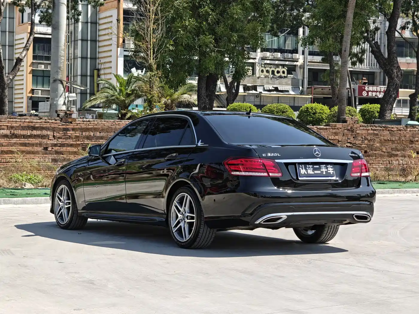 Mercedes-Benz E-Class 2015 E 320 L фото 7