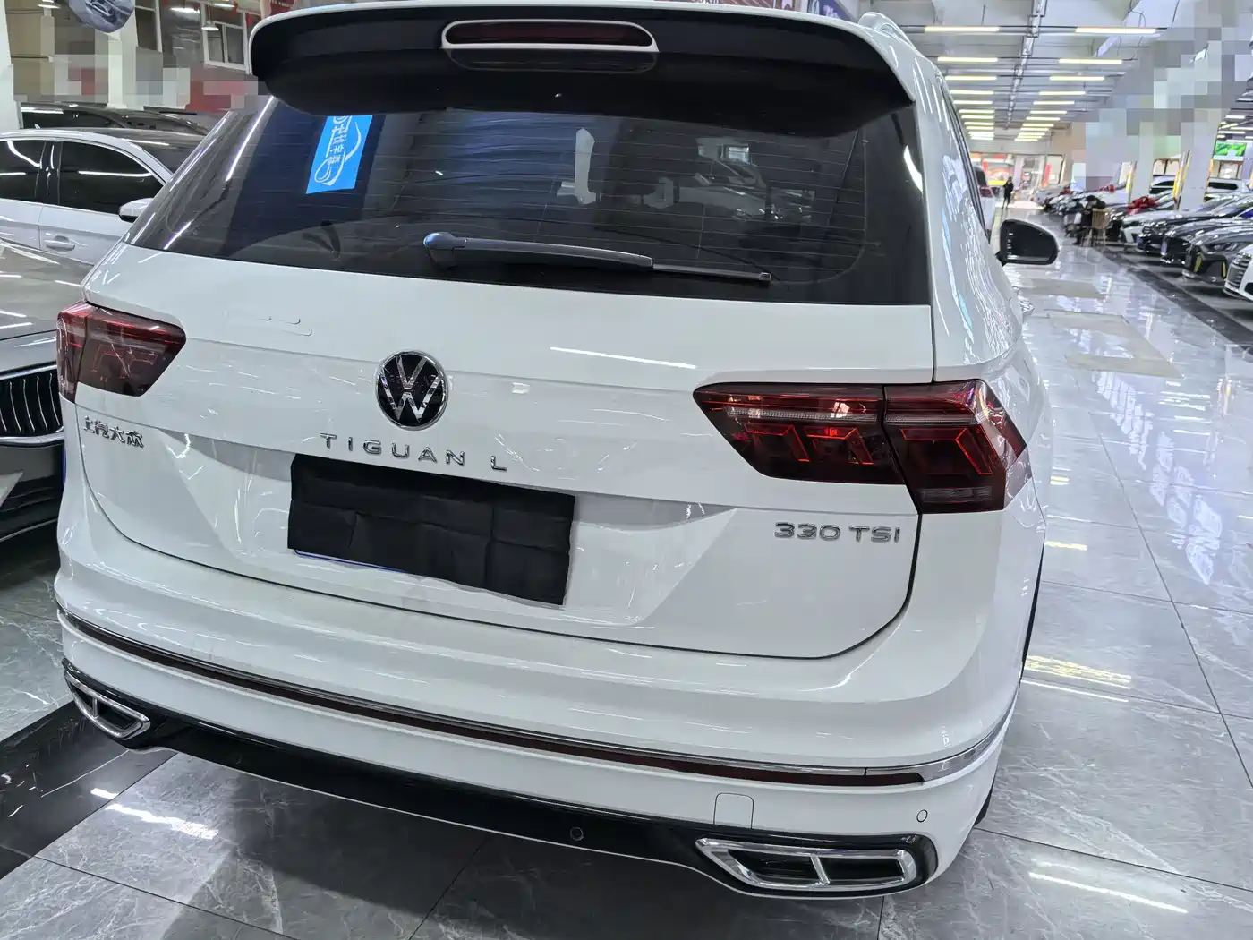 VOLKSWAGEN TIGUAN L
