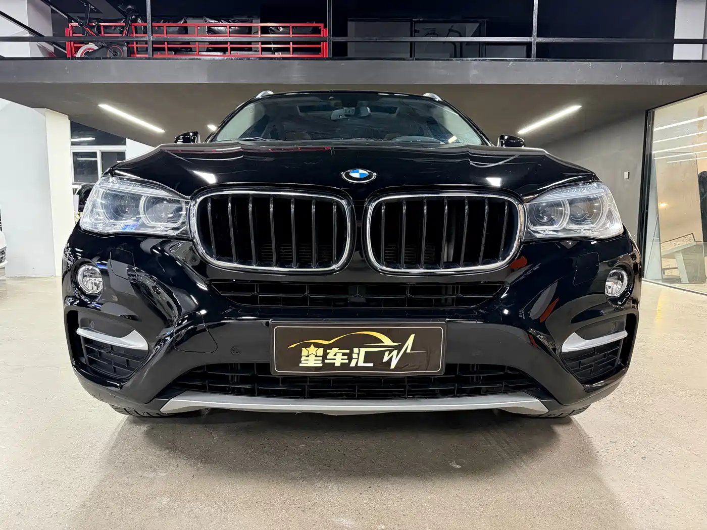 BMW X6 2015 xDrive28i фото 2