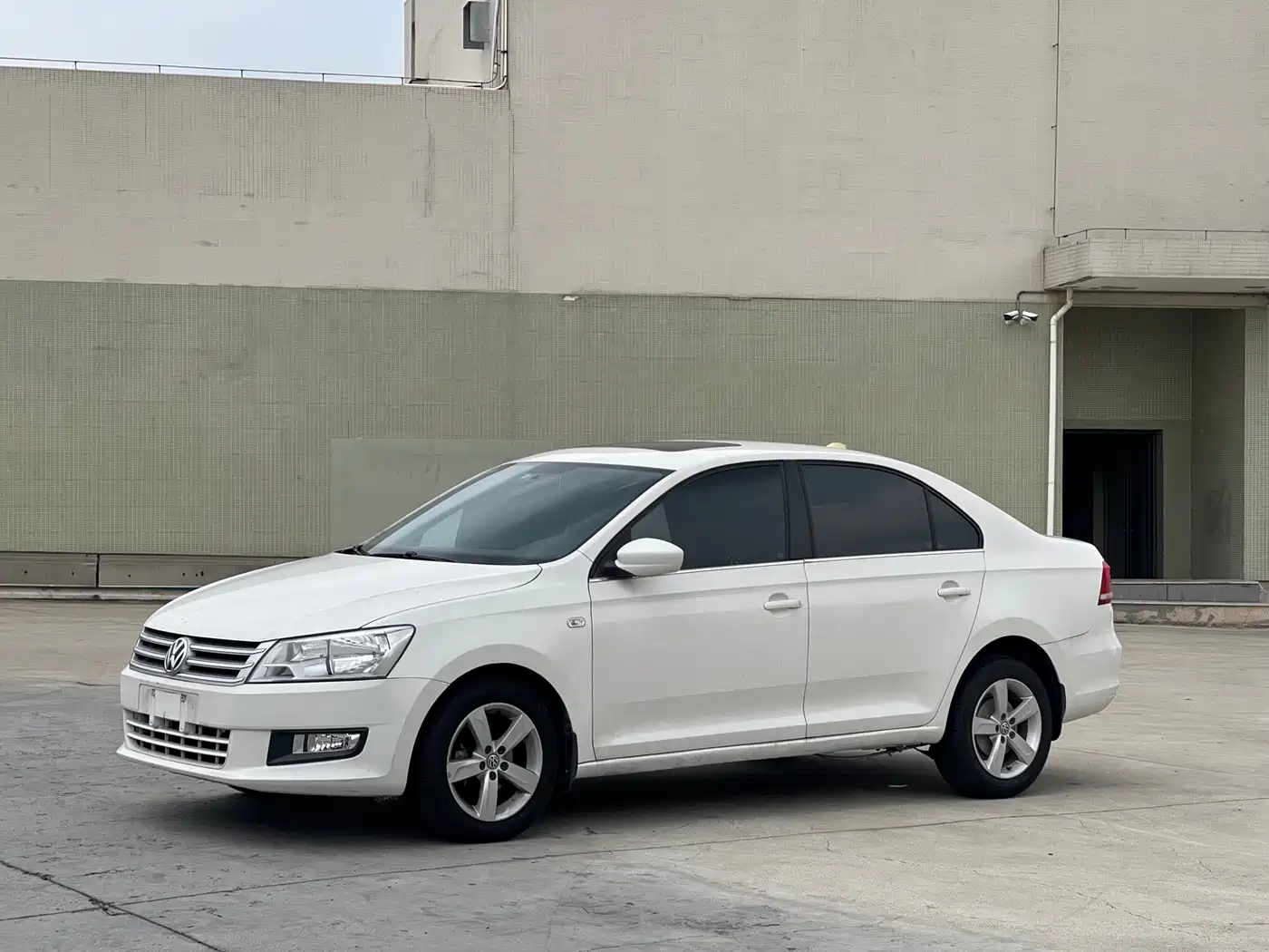 Volkswagen Santana 2015 1.6L Automatic Comfort Edition