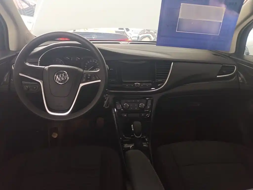 Фото 10 - Buick Encore
