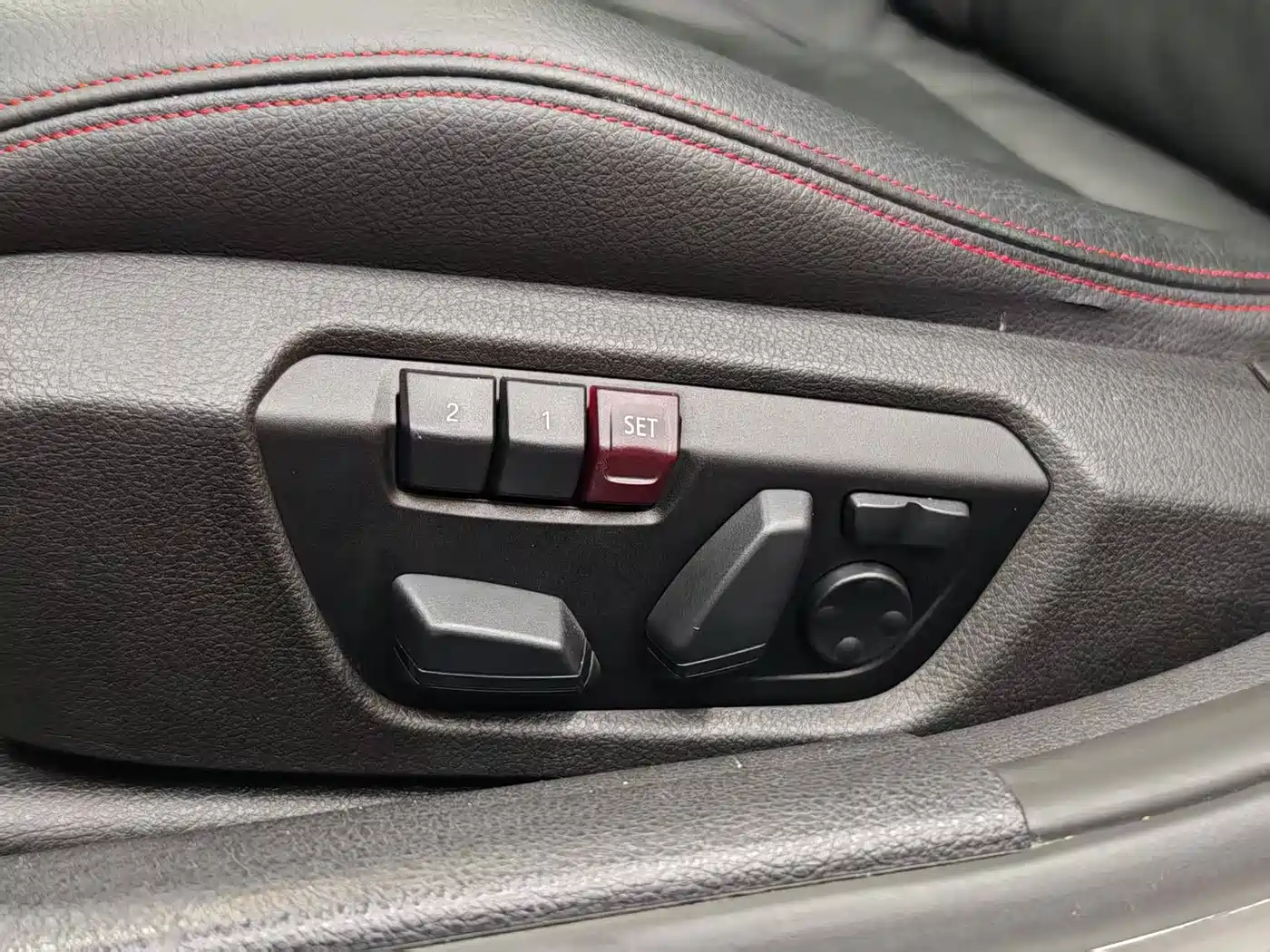 BMW 3 Series 2015 328i xDrive Sport Design Package фото 14