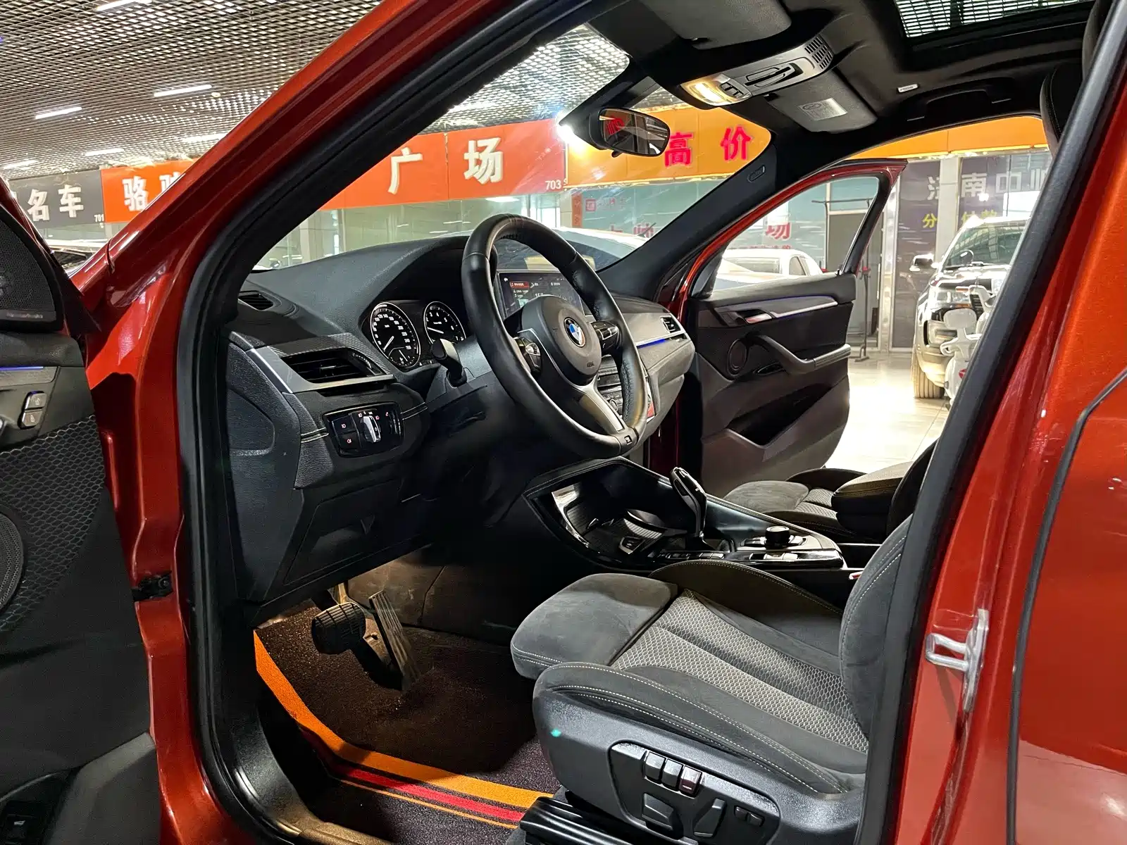 Photo 7 - BMW X2 (Import)