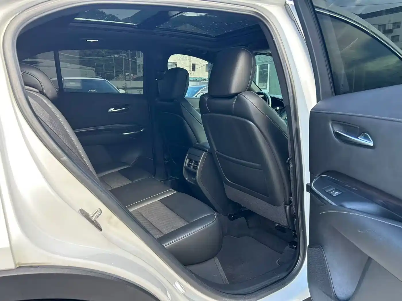 Cadillac XT4 2019 2018 Model 28T 2WD Technology