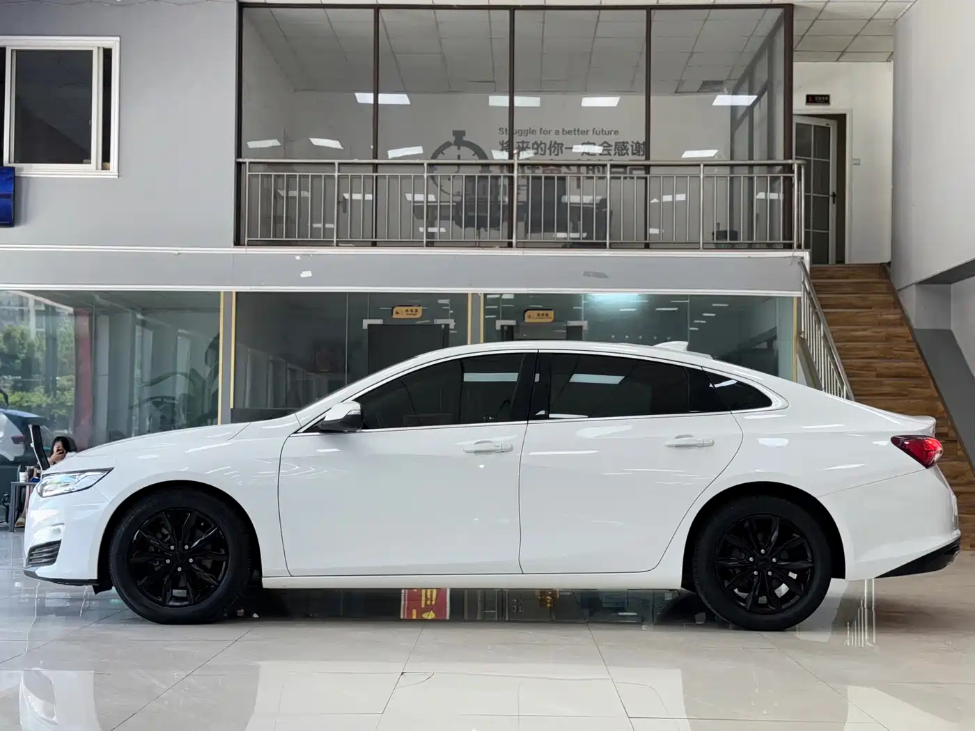 Фото 3 - Chevrolet Malibu XL