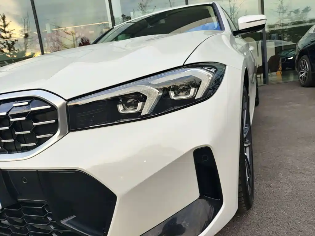 BMW 3 Series 2026 2025 325Li M Sport Package