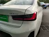 Photo 8 - BMW 3 Series