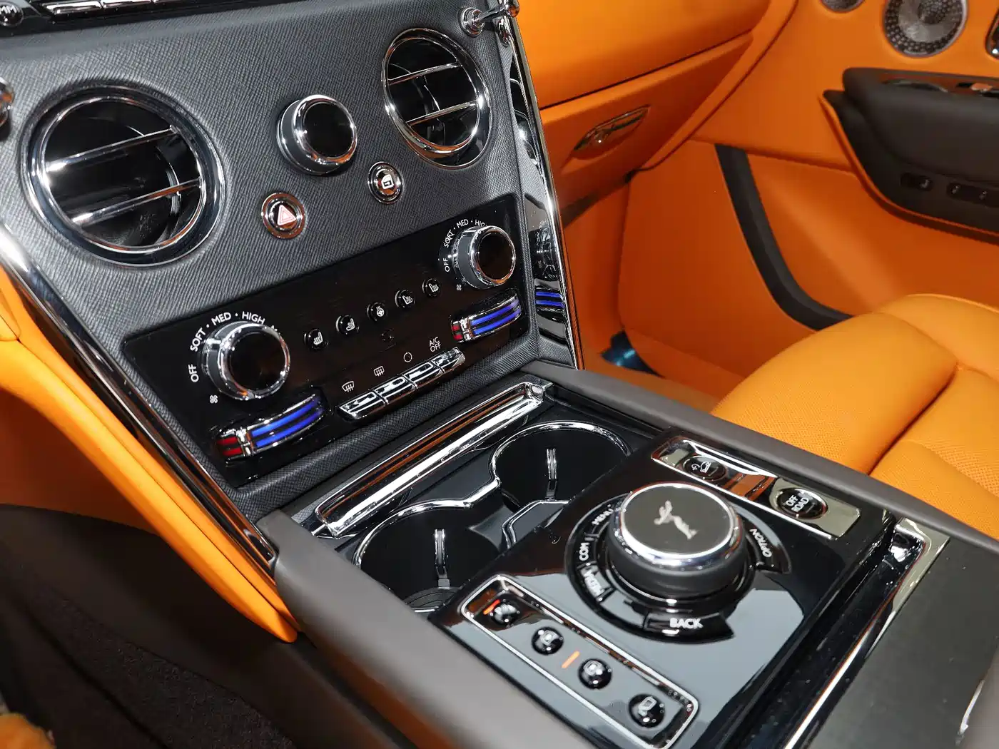 Rolls-Royce Cullinan 2025 2024 5-Seater