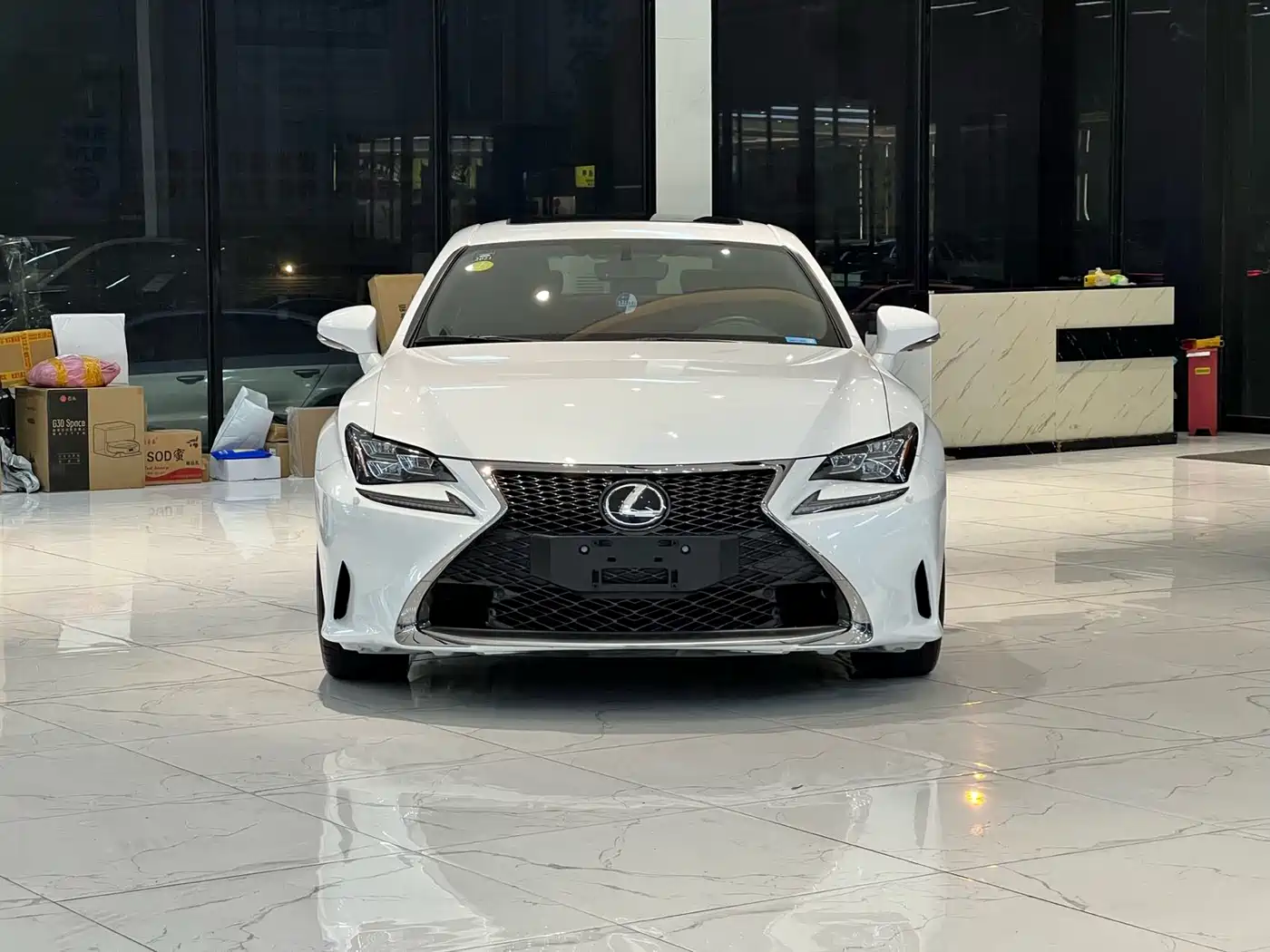 Lexus RC 2016 200t F SPORT Edition фото 2
