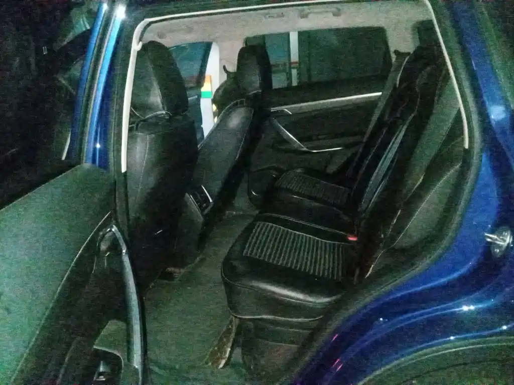 Фото 15 - Geely Atlas