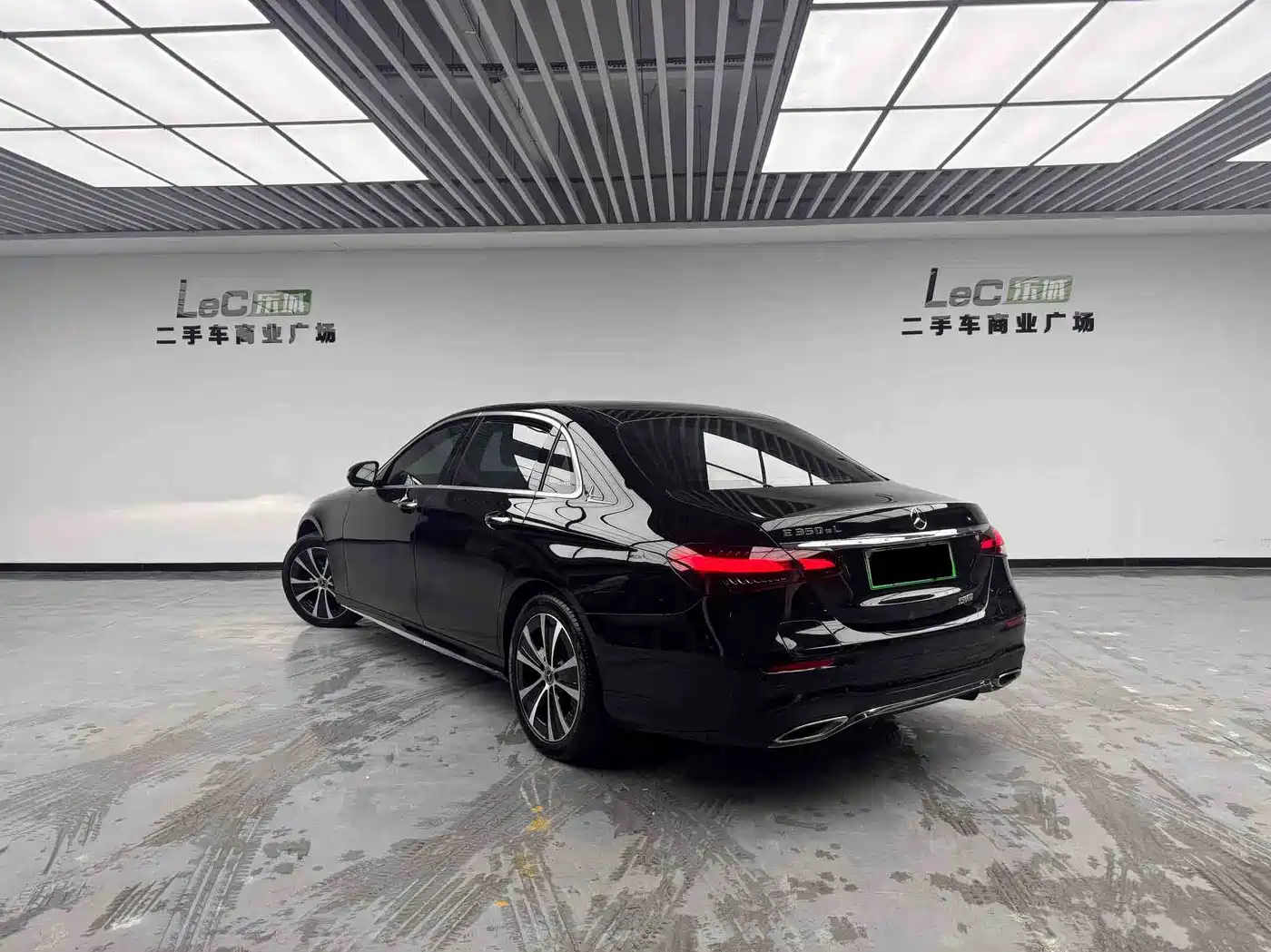 Mercedes-Benz E-Class New Energy 2023 E 350 e L Plug-in Hybrid Sport Sedan фото 6