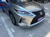 Фото 33 - Lexus RX